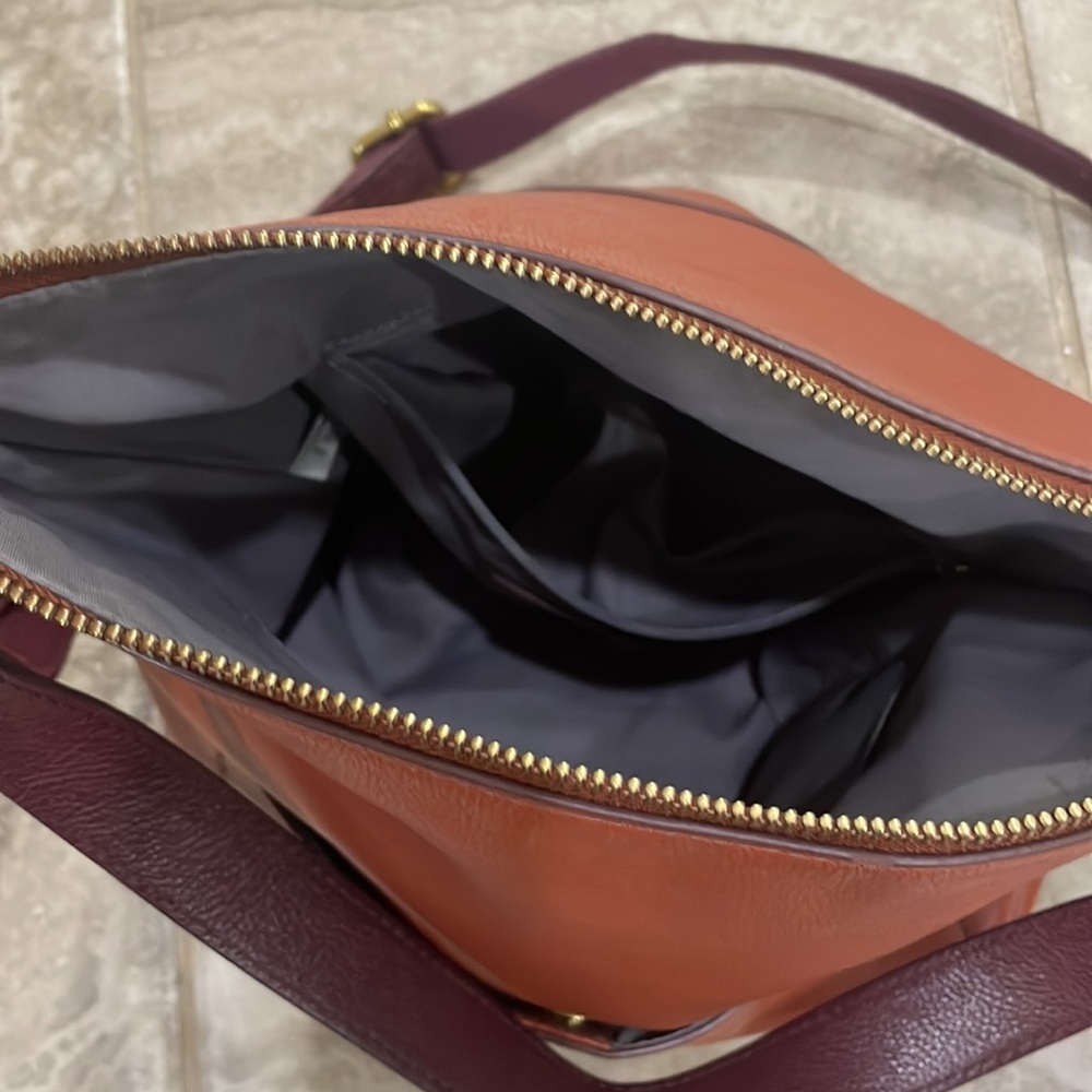 Fossil Crossbody Leather Bag - Picture 7 of 15